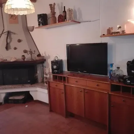 Al Castello Di Bibola 度假居